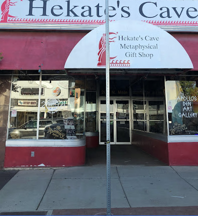 Hekate’s Cave Metaphysical Shop